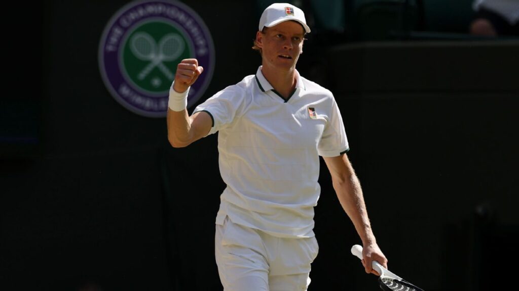 Jannik Sinner advances to Wimbledon semifinals in straight sets