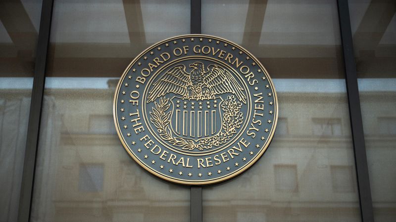 The Fed confronts an unusually confusing economic moment