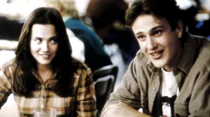 Linda Cardellini and Jason Segel in 'Freaks and Geeks.'