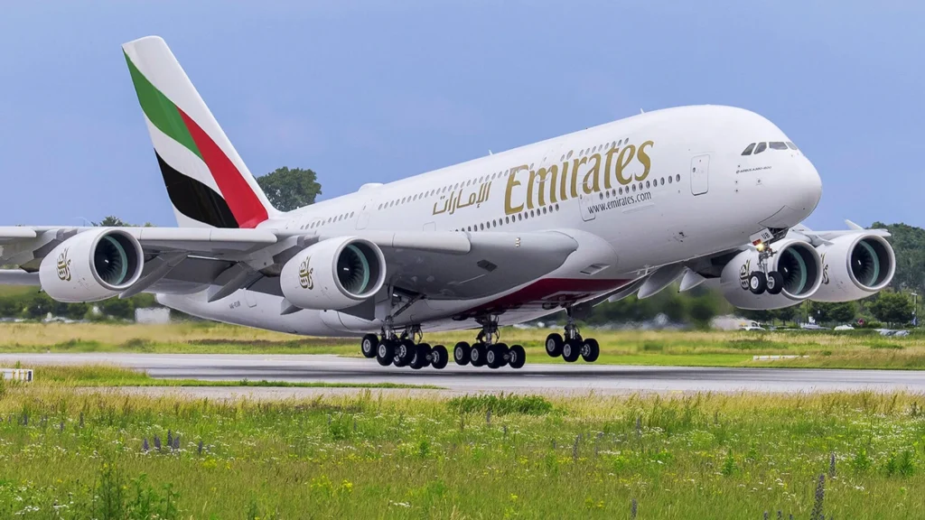 Emirates A380 Pilots Lands for First Time at Jakarta