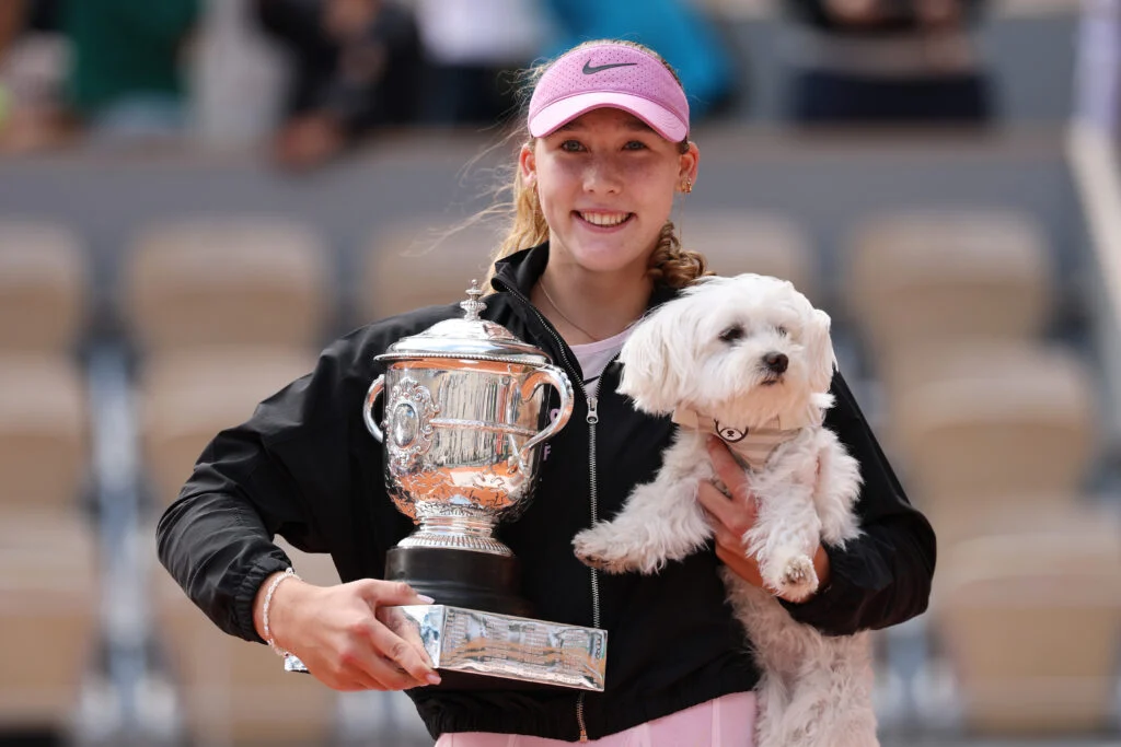 Mirra Andreeva celebrates after winning the 2026 French Open.