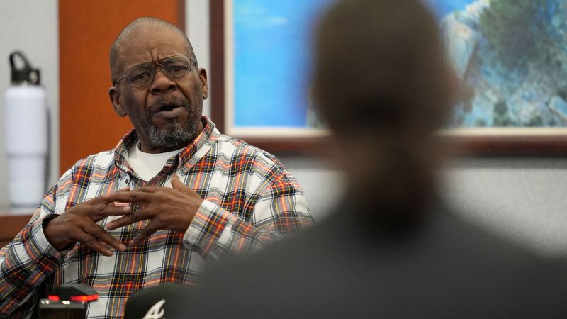 Tupac murder trial: James McDonald, Reggie Wright, Jr. take the stand and prosecutors show autopsy photos