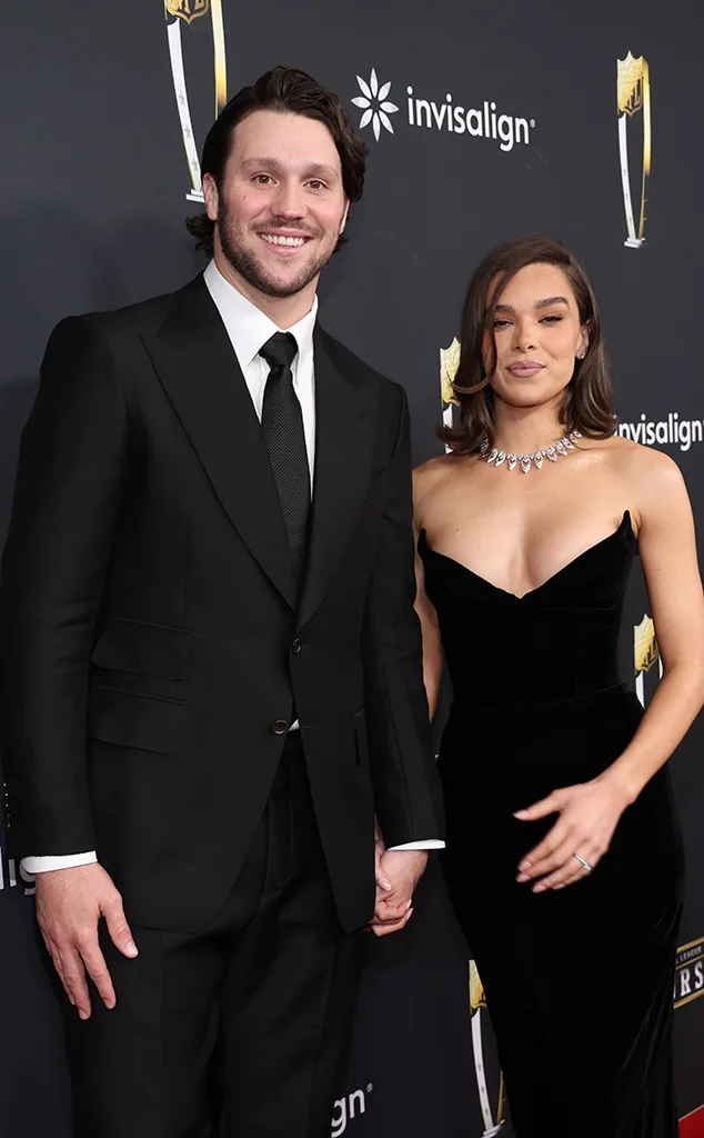 Josh Allen & Hailee Steinfeld 