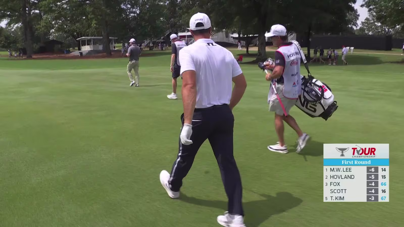 Viktor Hovland gets up-and-down from 157 yards for birdie on No. 16 at TOUR Championship