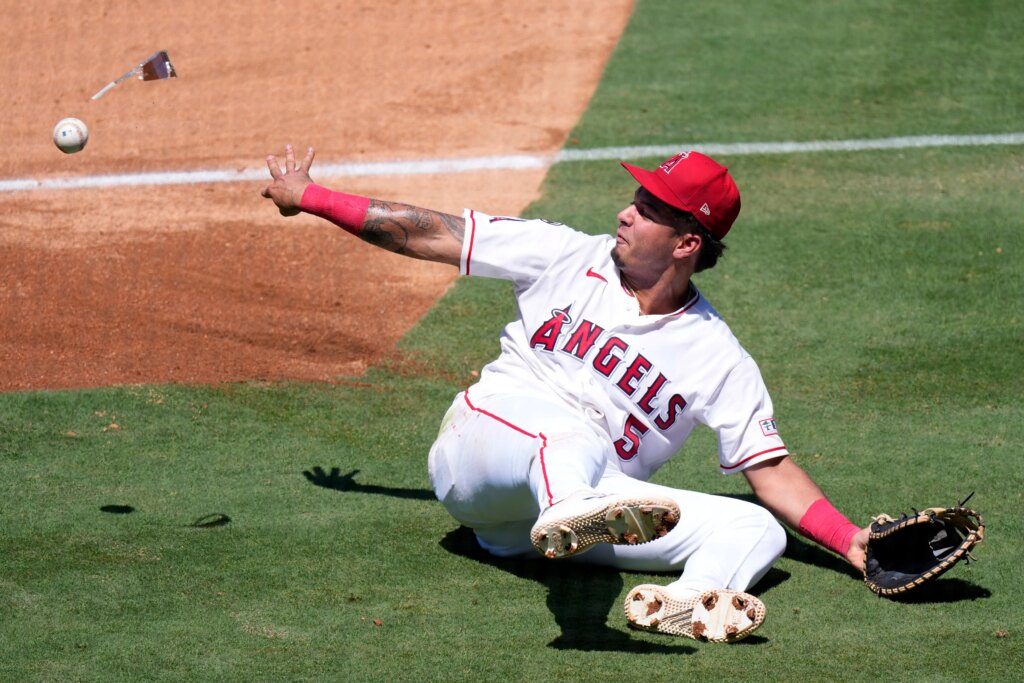 Angels blow another 9th-inning lead, ensure 11th straight losing season – Orange County Register