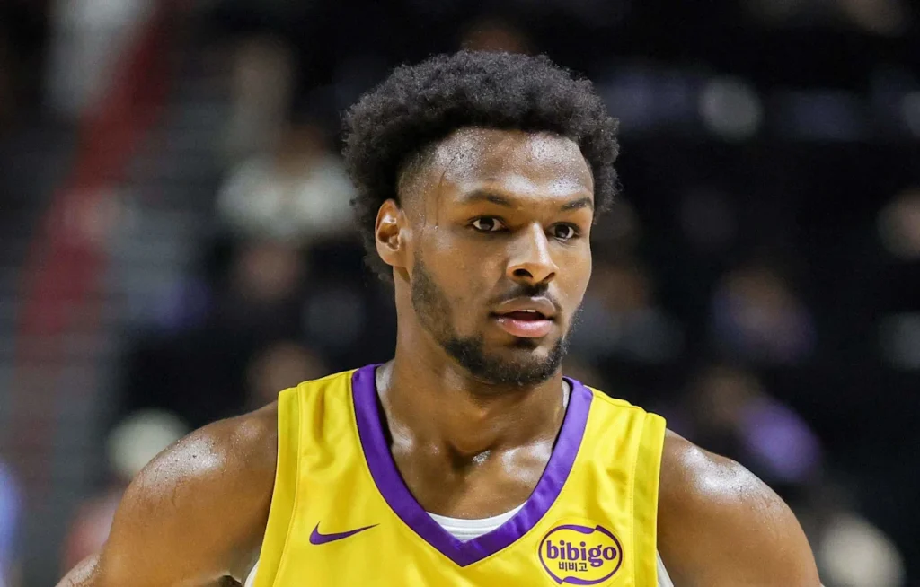Lakers Proposed to Send Bronny James to 76ers in 3-Team Trade for Rising Star