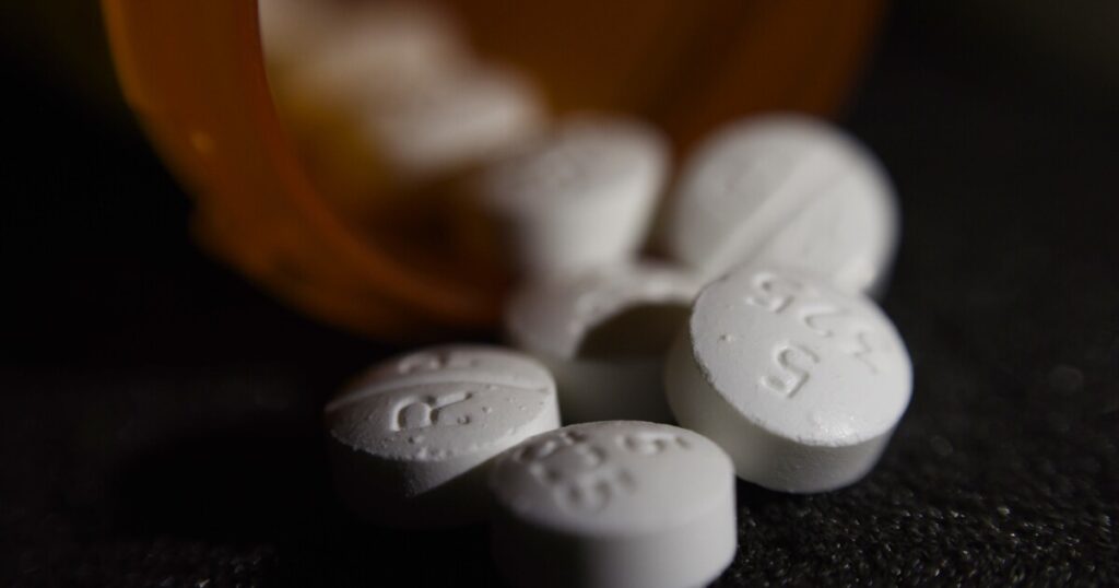 What poison center data about liver damage cases means for Acetaminophen