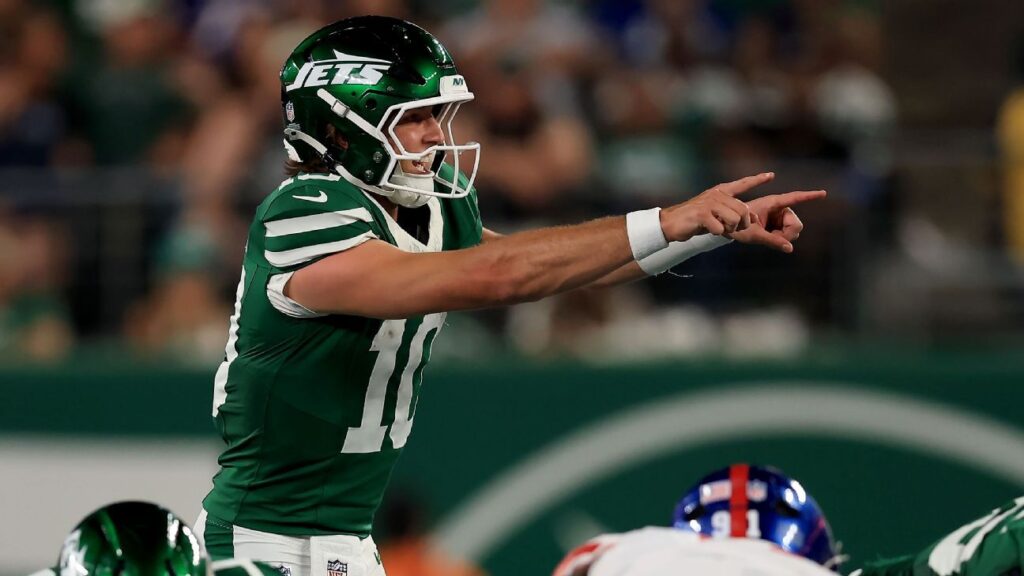Rookie Cade Klubnik is Jets' QB2 entering season, Aaron Glenn says