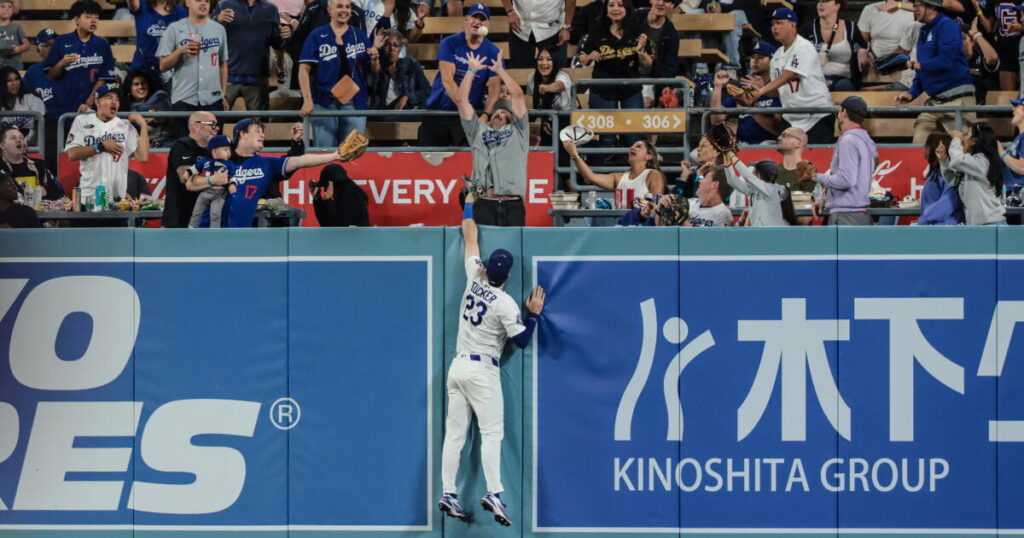 Sluggish Dodgers open homestand with lopsided loss to Cardinals