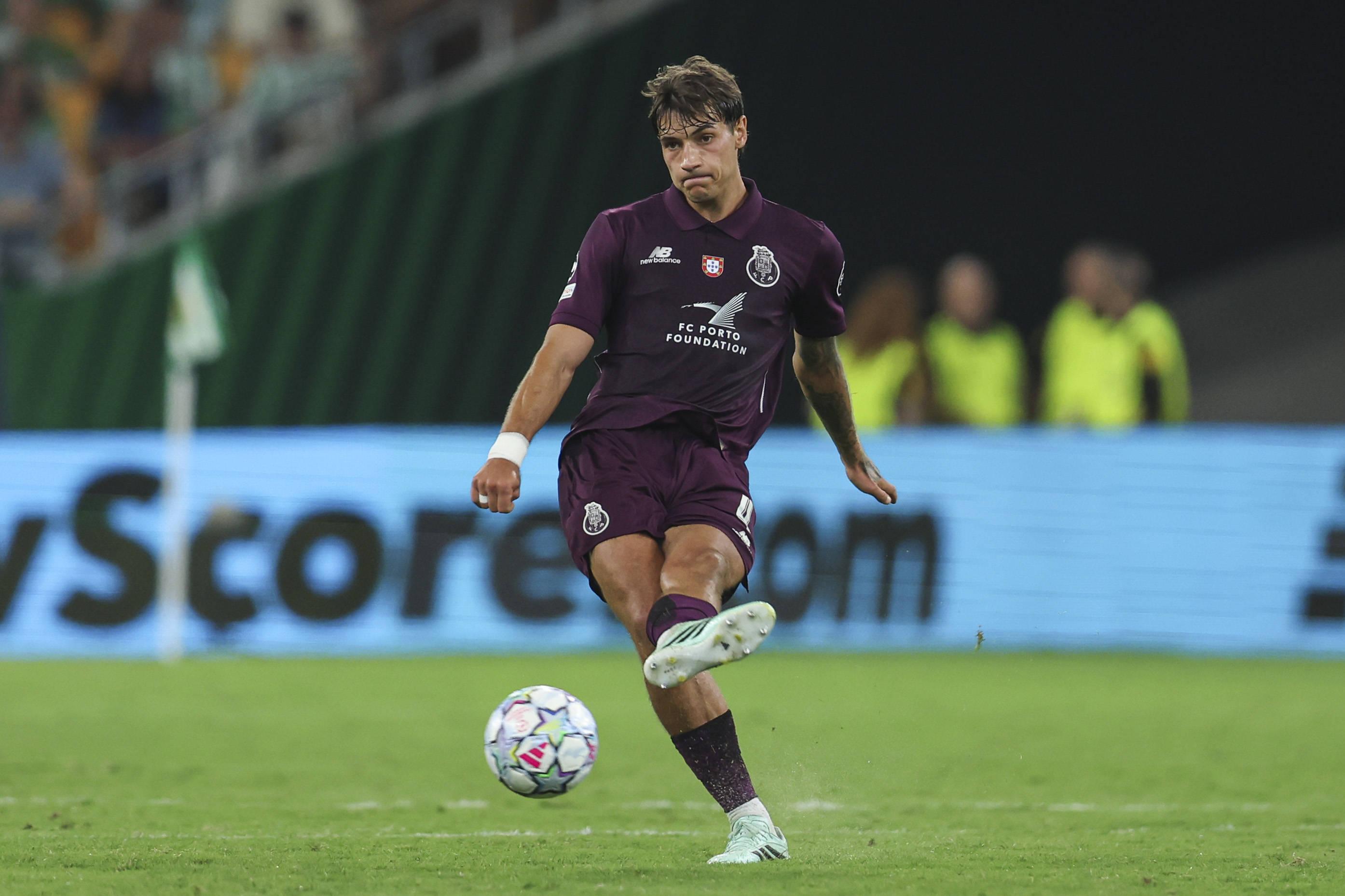 Defesa-central: Jakub Kiwior - Foto: IMAGO