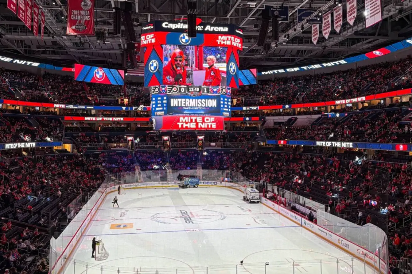 More magic from Alex Tuch and Jordan Kyrou helps fuel Capitals’ home-ice win against Flyers