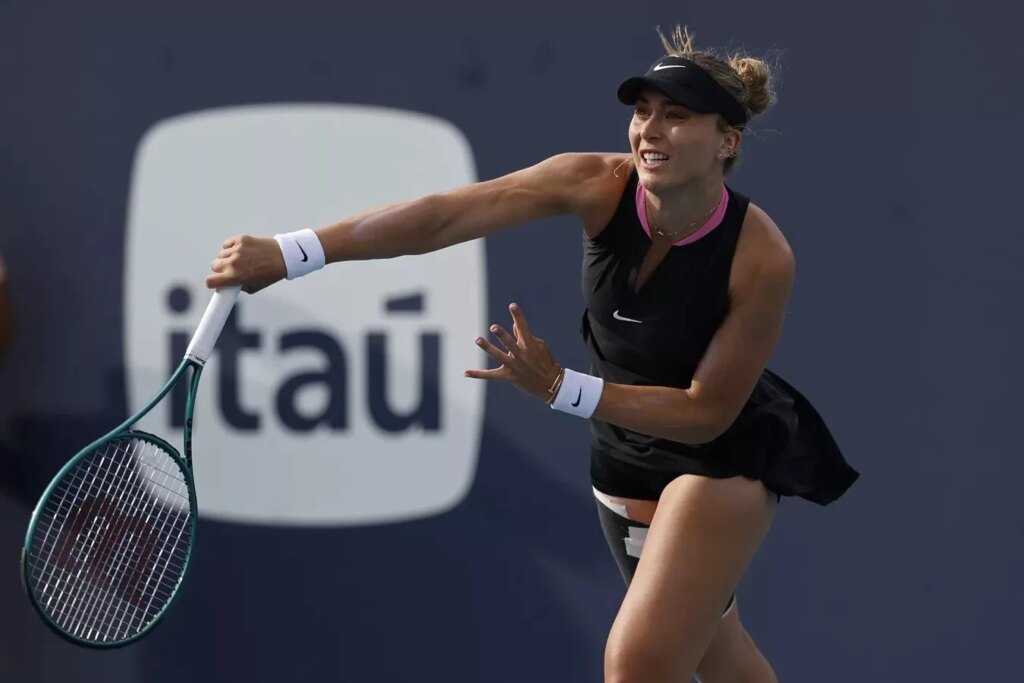 Paula Badosa in action ahead of WTA Guangzhou.